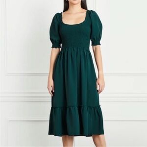 HILL HOUSE Green Louisa Nap Dress in Green size Medium Midi Smocked Puff Sleeve